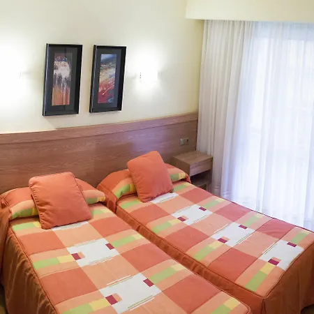 Hotel Caribe 2*