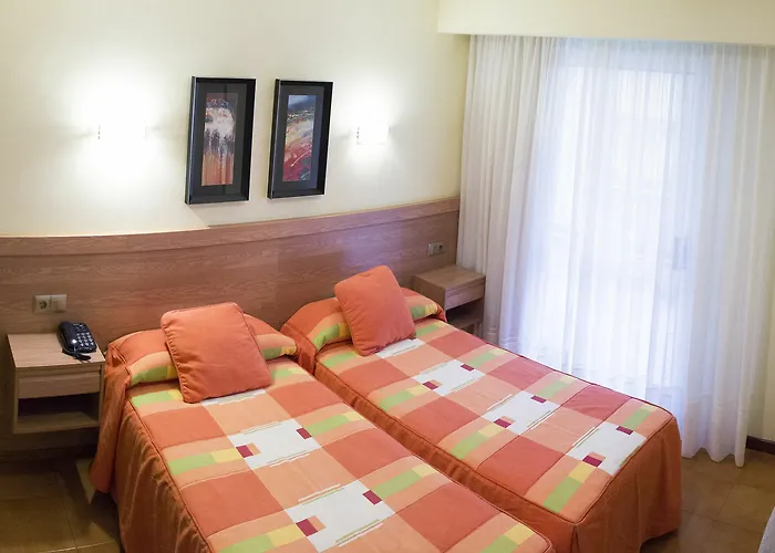 Ξενοδοχείο Caribe 2*